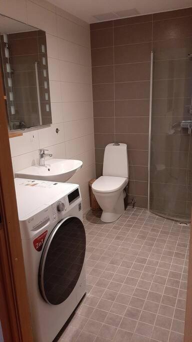Puhas 2 Toaline Kakumaee Korter Tallinn Buitenkant foto